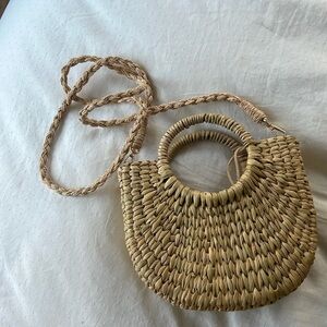 Abercrombie straw purse